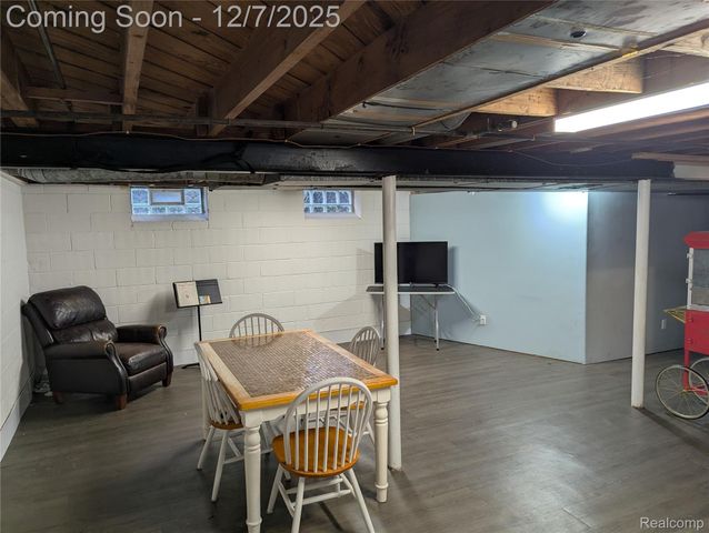 15566 HORGER Avenue, Allen Park, MI 48101