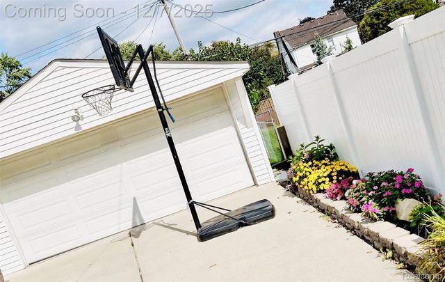 15566 HORGER Avenue, Allen Park, MI 48101