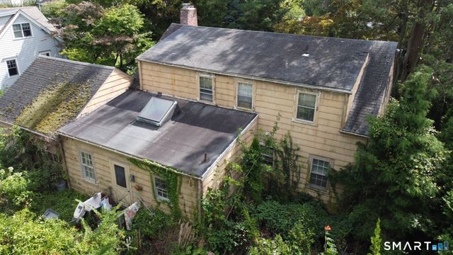 6 Lincoln Avenue, Greenwich, CT 06870