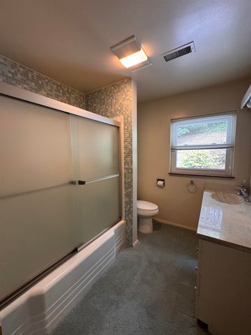 2067 Glenwood Terrace, Huntington, WV 25701