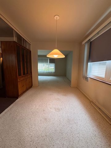 2067 Glenwood Terrace, Huntington, WV 25701