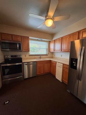 2067 Glenwood Terrace, Huntington, WV 25701