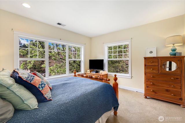 7007 Muirkirk Lane SW, Port Orchard, WA 98367