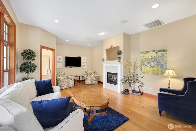 7007 Muirkirk Lane SW, Port Orchard, WA 98367
