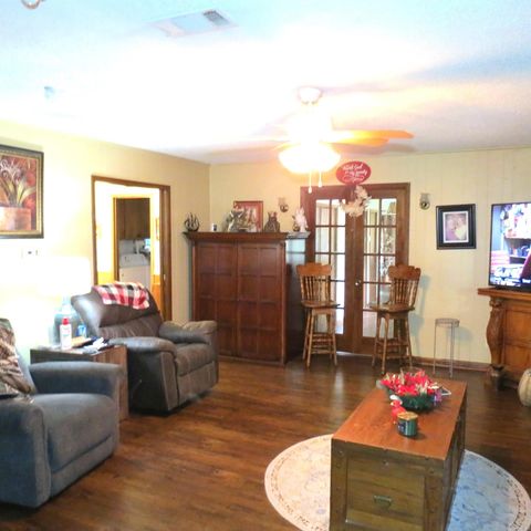 8450 Victoria Drive, Pine Bluff, AR 71603