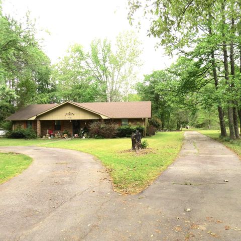 8450 Victoria Drive, Pine Bluff, AR 71603