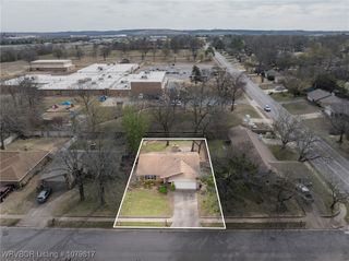 9425 Bryn Mawr Circle, Fort Smith, AR 72908