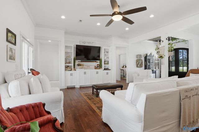 602 Country Club Road, Albertville, AL 35951