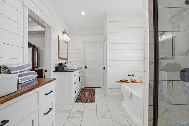 602 Country Club Road, Albertville, AL 35951