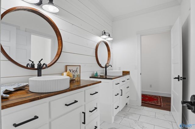 602 Country Club Road, Albertville, AL 35951