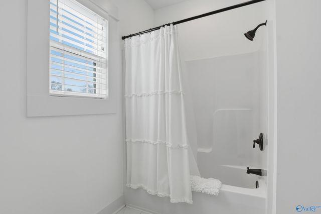 602 Country Club Road, Albertville, AL 35951