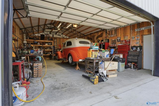 602 Country Club Road, Albertville, AL 35951