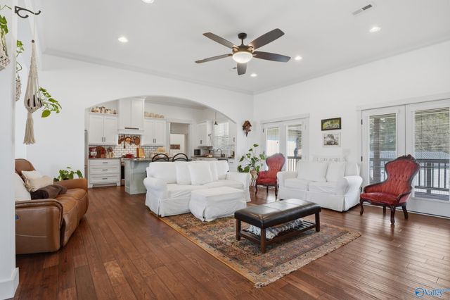 602 Country Club Road, Albertville, AL 35951