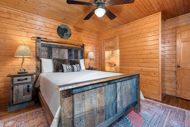 245 Nadia Ln, Smithville, TN 37166