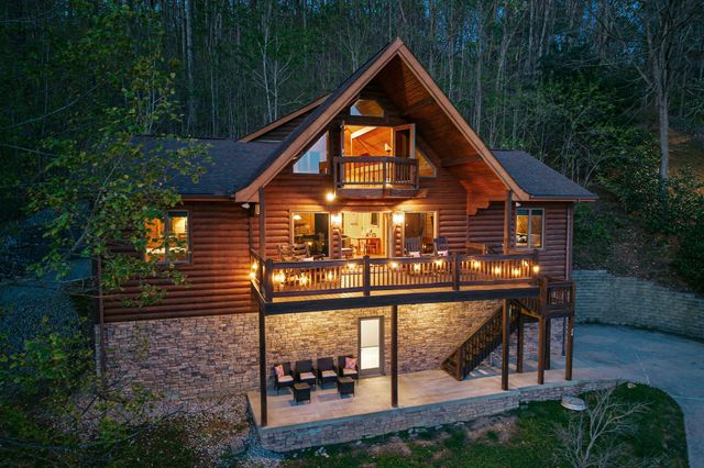 245 Nadia Ln, Smithville, TN 37166