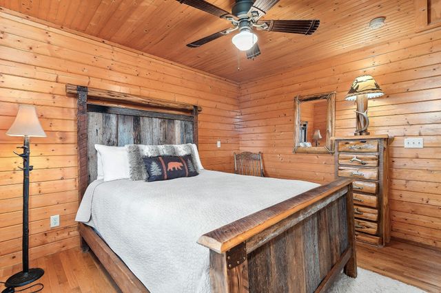 245 Nadia Ln, Smithville, TN 37166