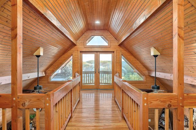 245 Nadia Ln, Smithville, TN 37166