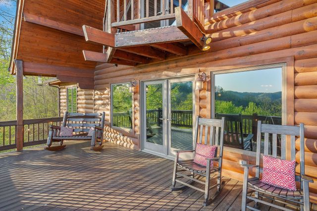 245 Nadia Ln, Smithville, TN 37166