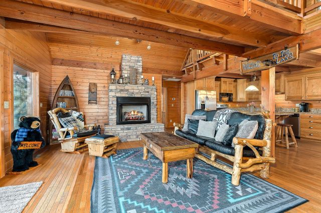 245 Nadia Ln, Smithville, TN 37166