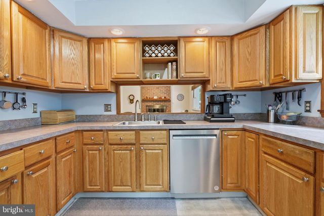 331 DOGWOOD LN, Elkins Park, PA 19027