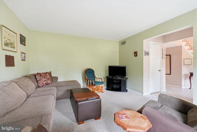 331 DOGWOOD LN, Elkins Park, PA 19027