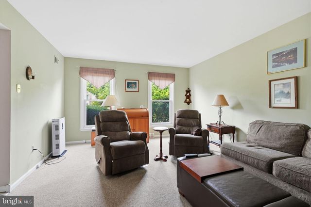 331 DOGWOOD LN, Elkins Park, PA 19027