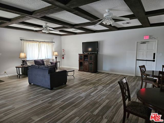 6180 Via Real 69, Carpinteria, CA 93013