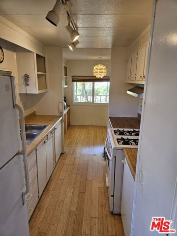 6180 Via Real 69, Carpinteria, CA 93013