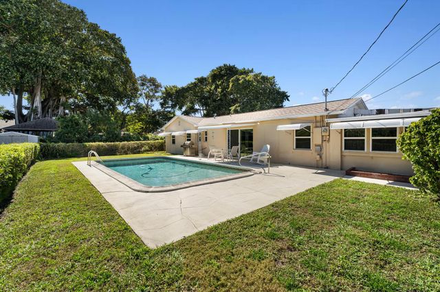 1812 High Ridge Road, Lake Worth, FL 33461