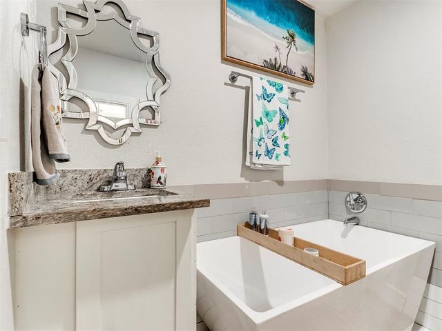 1123 NW 97th Street, Oklahoma City, OK 73114