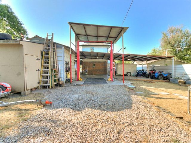 1123 NW 97th Street, Oklahoma City, OK 73114