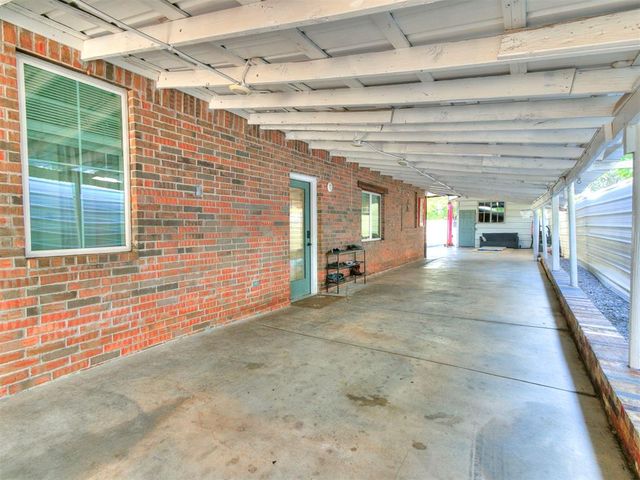 1123 NW 97th Street, Oklahoma City, OK 73114