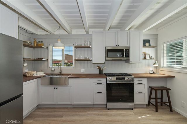 927 W Fairway, Big Bear City, CA 92314