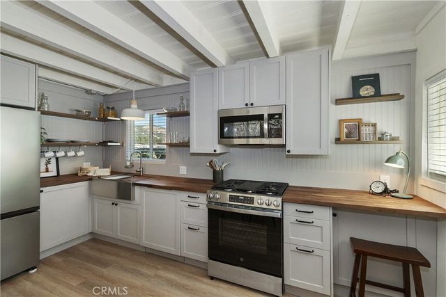 927 W Fairway, Big Bear City, CA 92314
