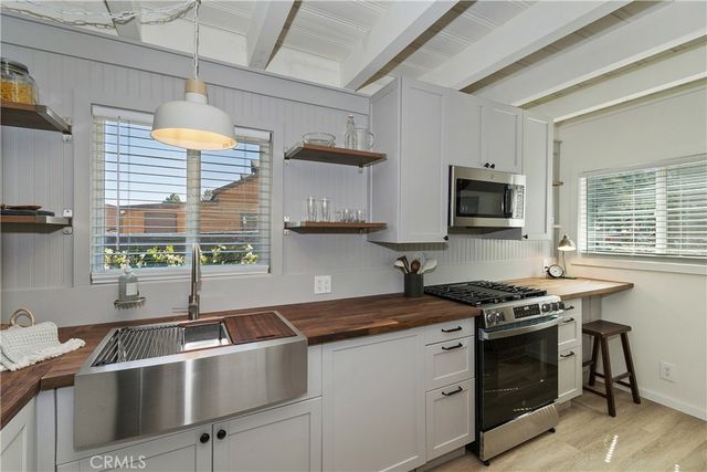 927 W Fairway, Big Bear City, CA 92314