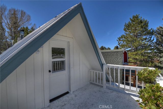 927 W Fairway, Big Bear City, CA 92314