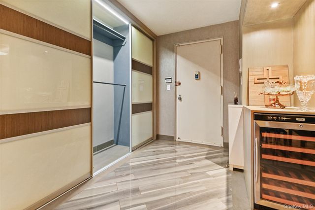 210-19 26th Avenue TL, Bayside, NY 11360