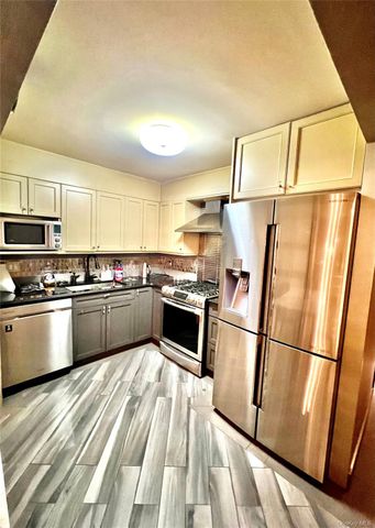 210-19 26th Avenue TL, Bayside, NY 11360