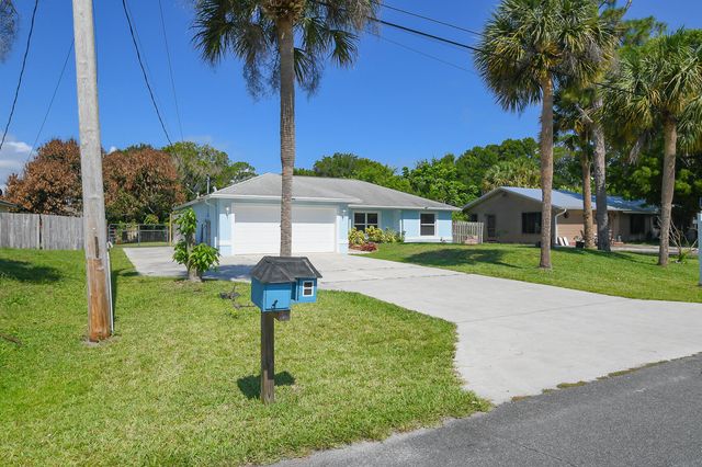 5805 Cassia Drive, Fort Pierce, FL 34982