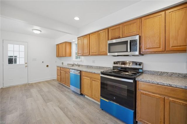 830 Partridge AVE, Chesapeake, VA 23324