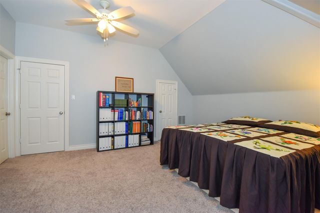 3226 Pemberton Circle Drive, Houston, TX 77025