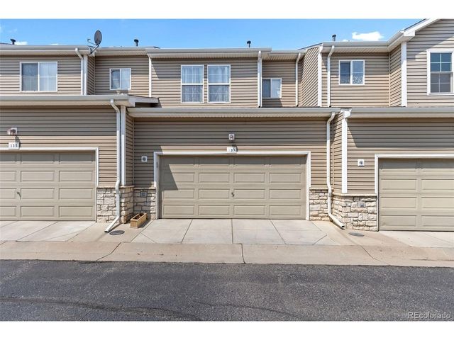 137 Foxglove Dr, Brighton, CO 80601