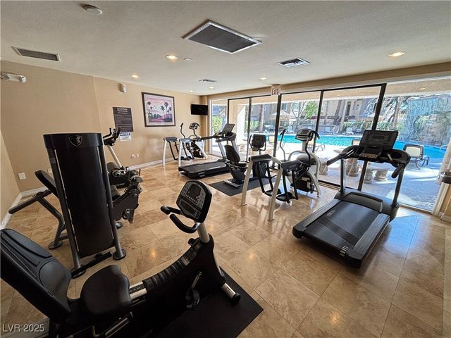 5250 South Rainbow Boulevard 2040, Las Vegas, NV 89118