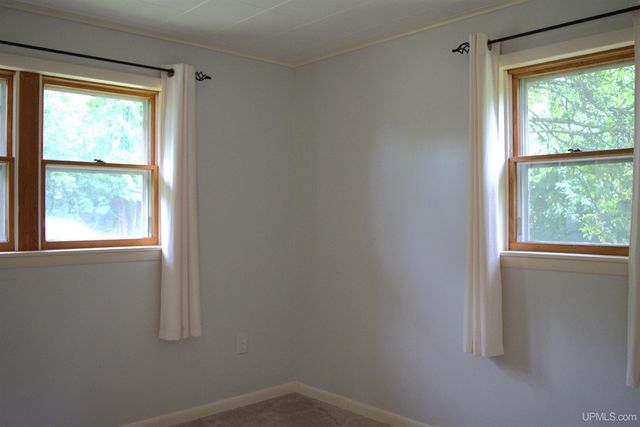 24411 Upper Point Mills Road, Hancock, MI 49930