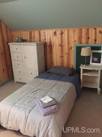 24411 Upper Point Mills Road, Hancock, MI 49930