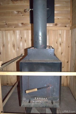 24411 Upper Point Mills Road, Hancock, MI 49930