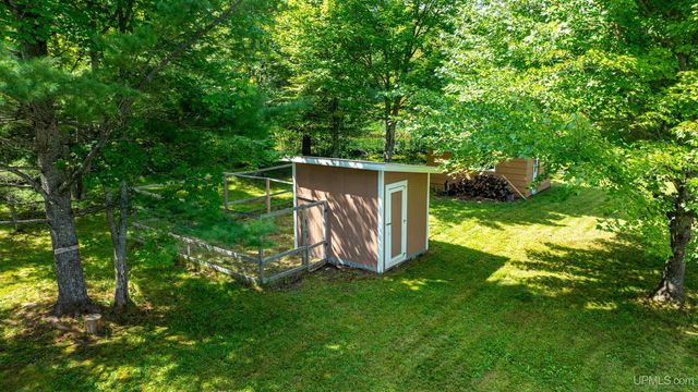 24411 Upper Point Mills Road, Hancock, MI 49930