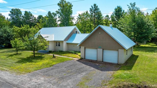 24411 Upper Point Mills Road, Hancock, MI 49930