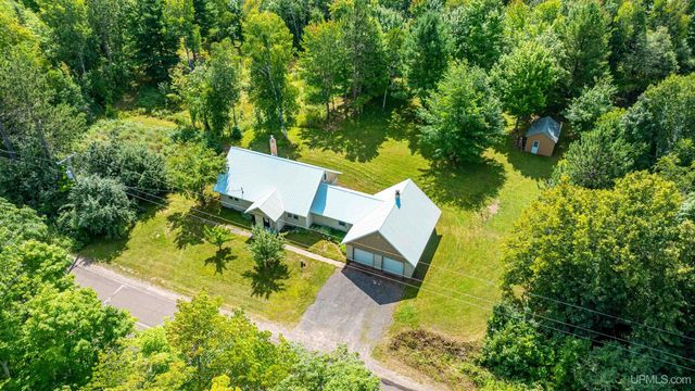 24411 Upper Point Mills Road, Hancock, MI 49930