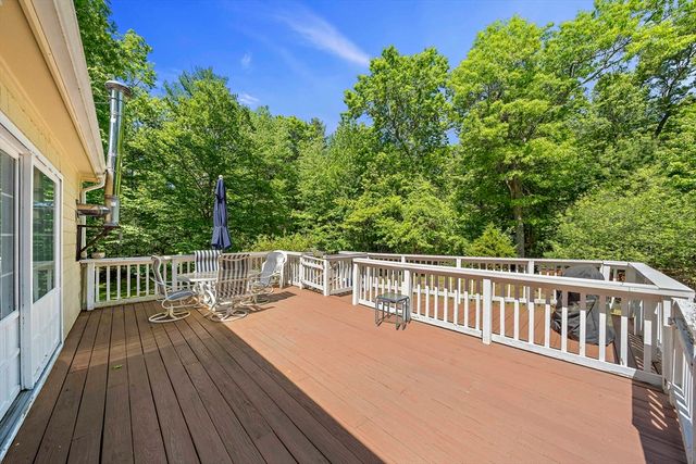 156 Third St, Stoughton, MA 02072